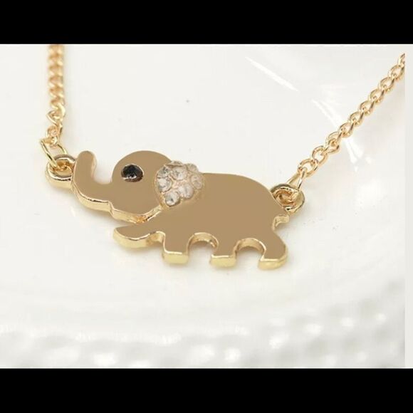 Mama and Baby Elephant Rhinestone Gold Necklace - Picture 4 of 6
